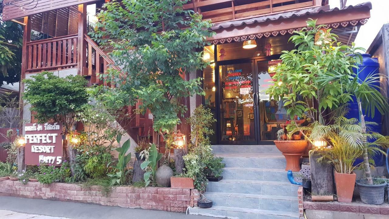 Perfect Resort And Motorbike & Bicycle For Rents Sukhothai Exteriör bild